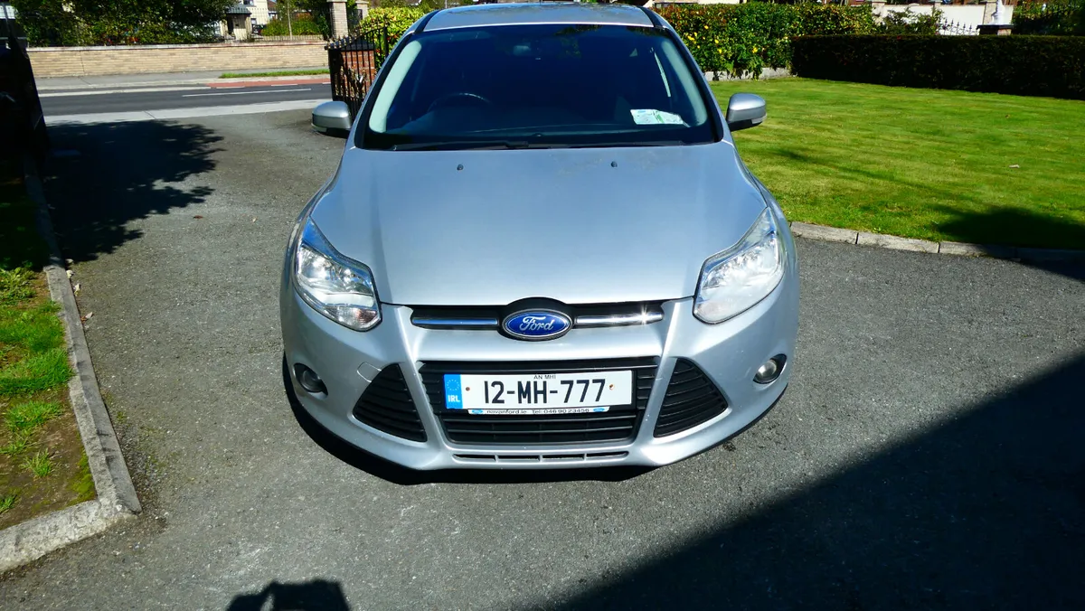 Ford Focus 2012 - Image 2