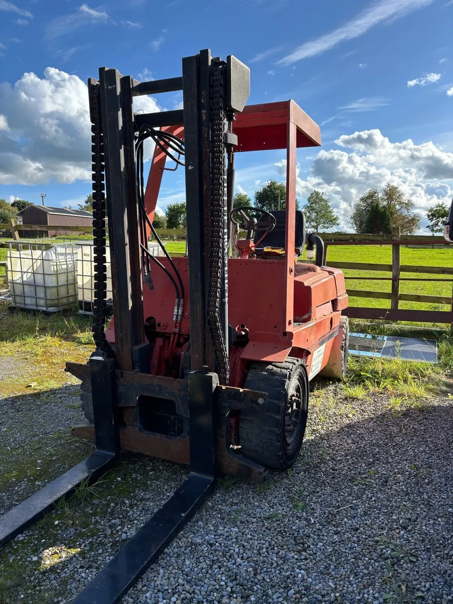Forklift
