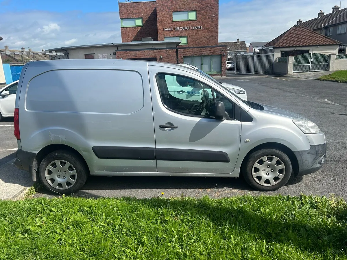Peugeot Partner - Image 2