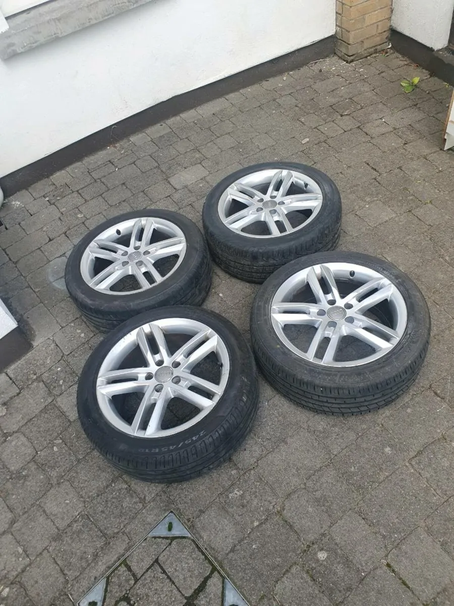Audi 18" Alloys S-line - Image 1