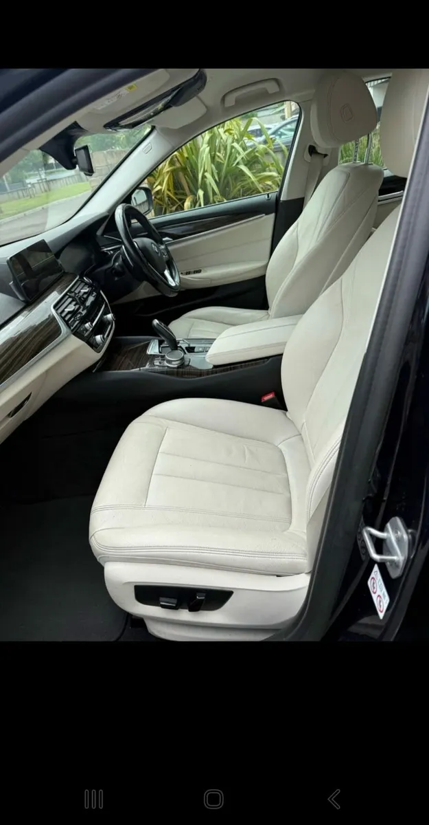 2019 5 Series BMW - Image 3