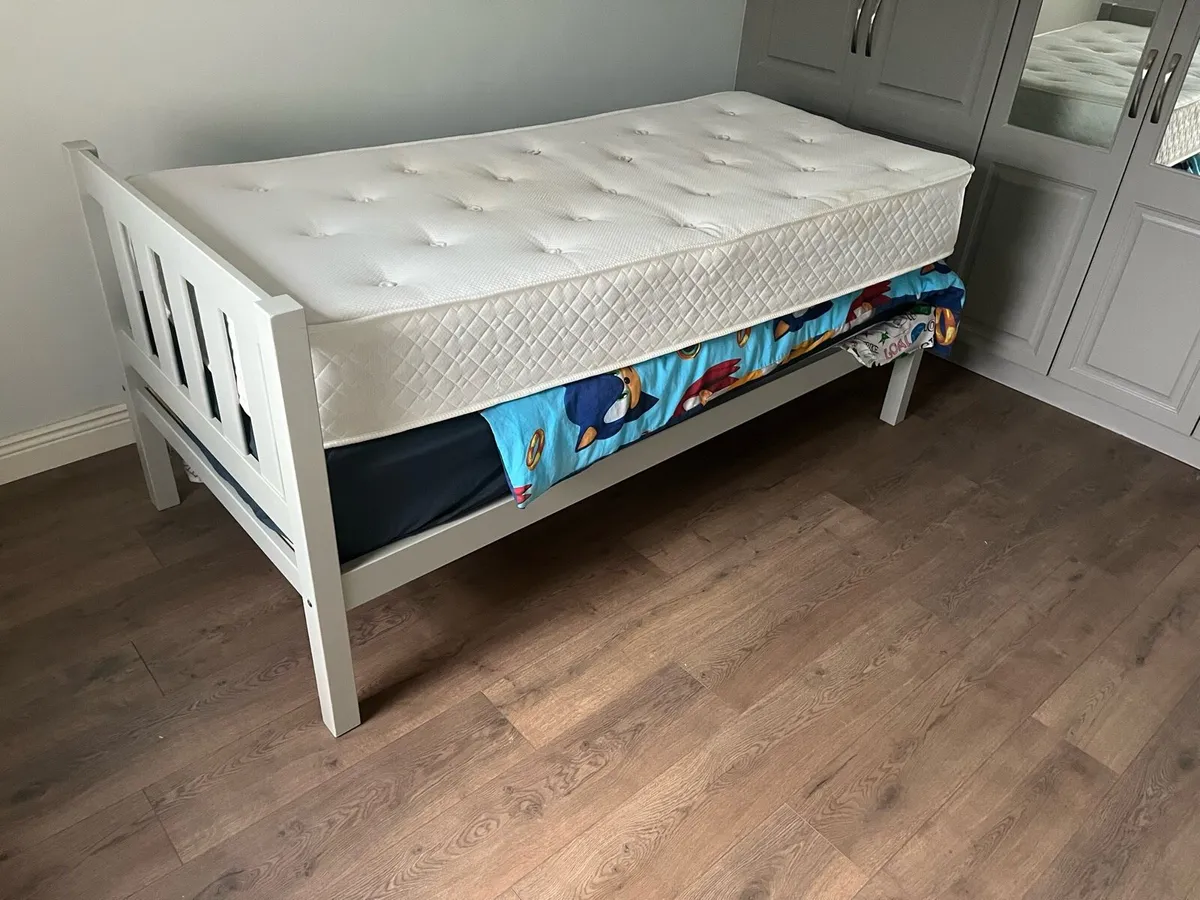 Beds x2 Single Beds (free bedside locker!) - Image 2