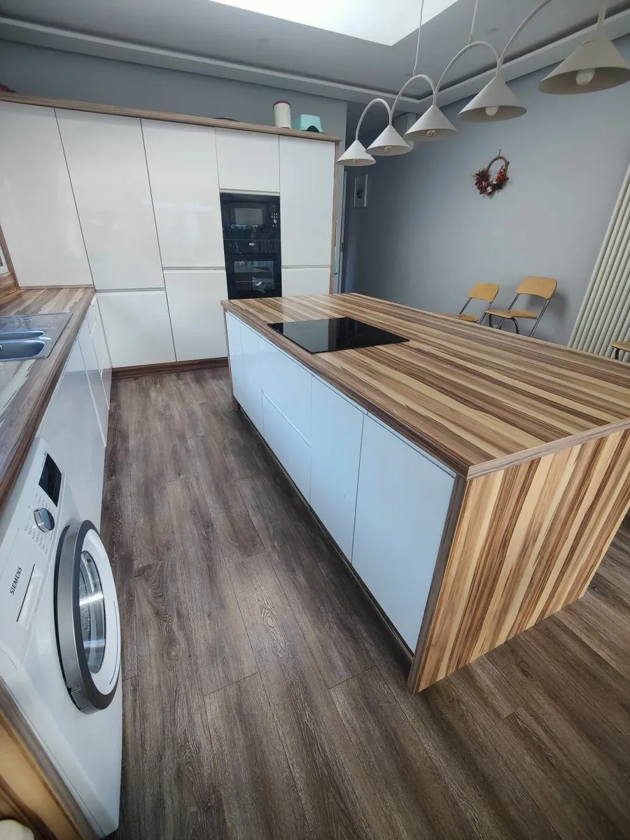 Kitchen - Image 3
