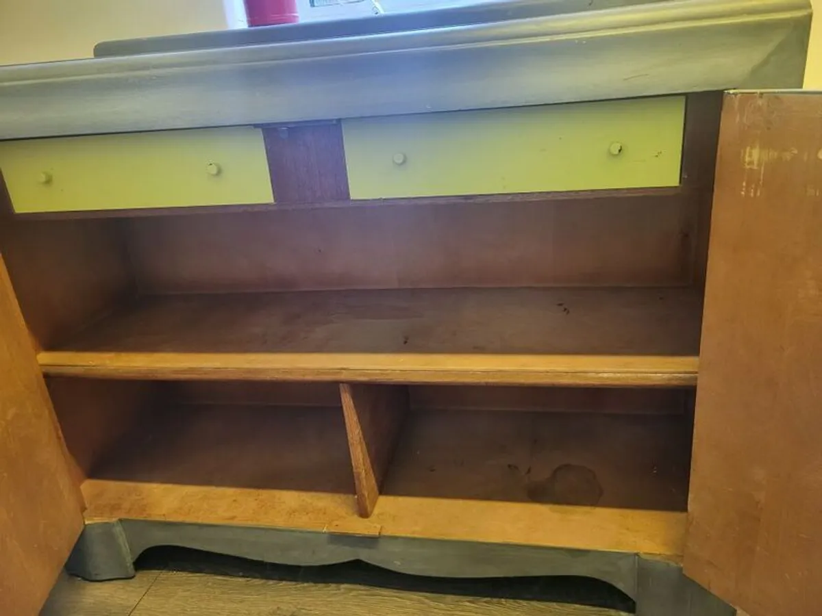 Sideboard - Image 4