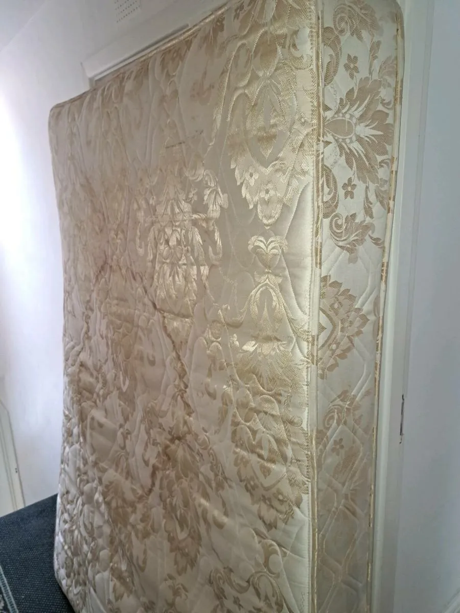 Double bed iron framed - Image 3