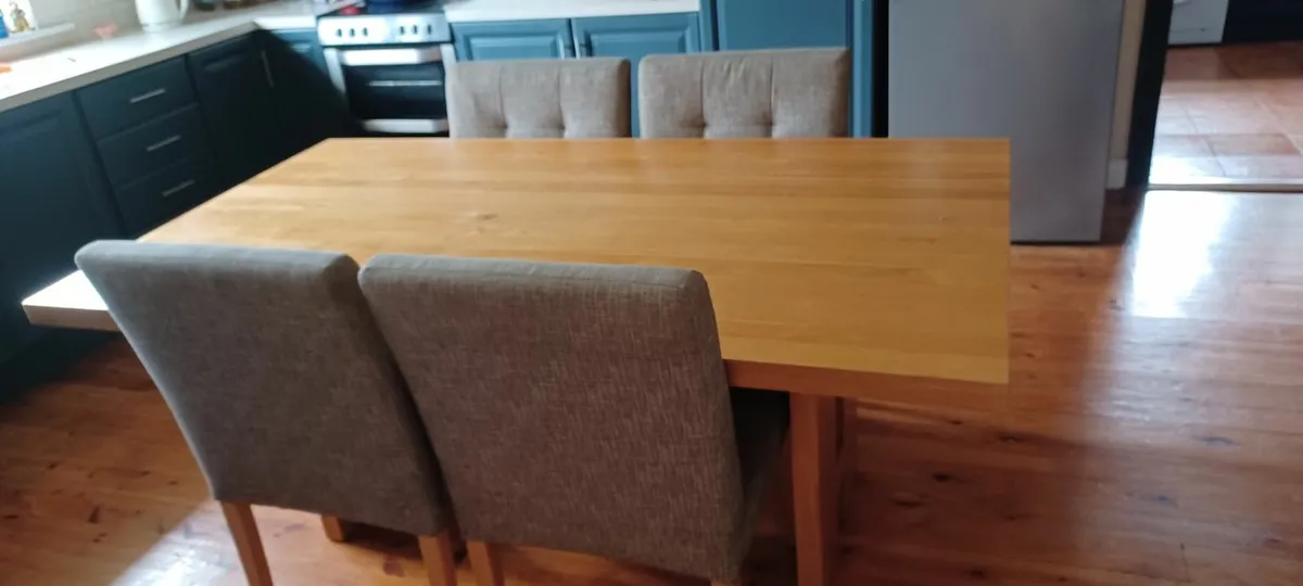 Dining Table - Image 4
