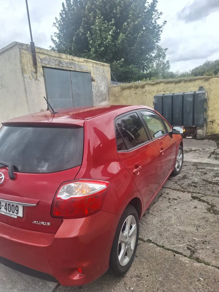 Toyota Auris - Image 2