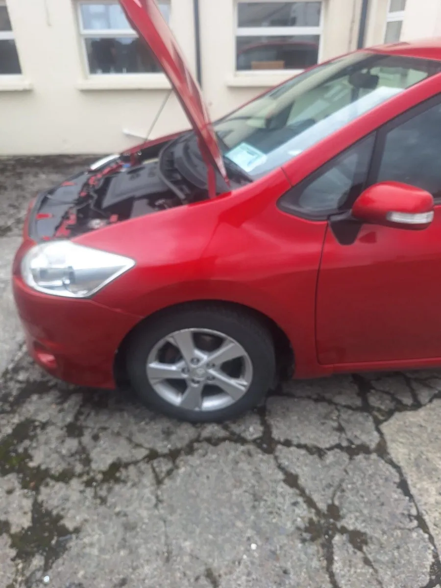 Toyota Auris - Image 3