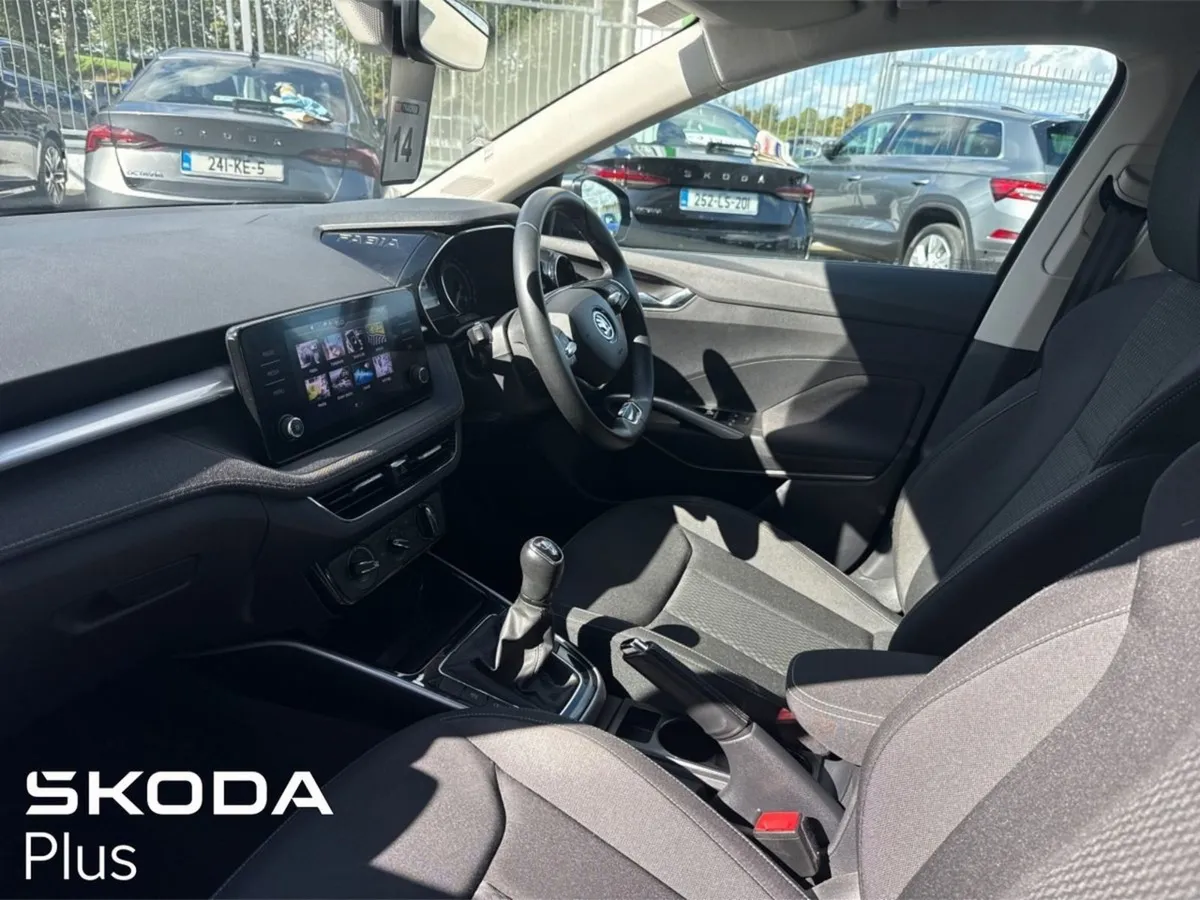 Skoda Fabia 1.0 MPI Style - Image 4