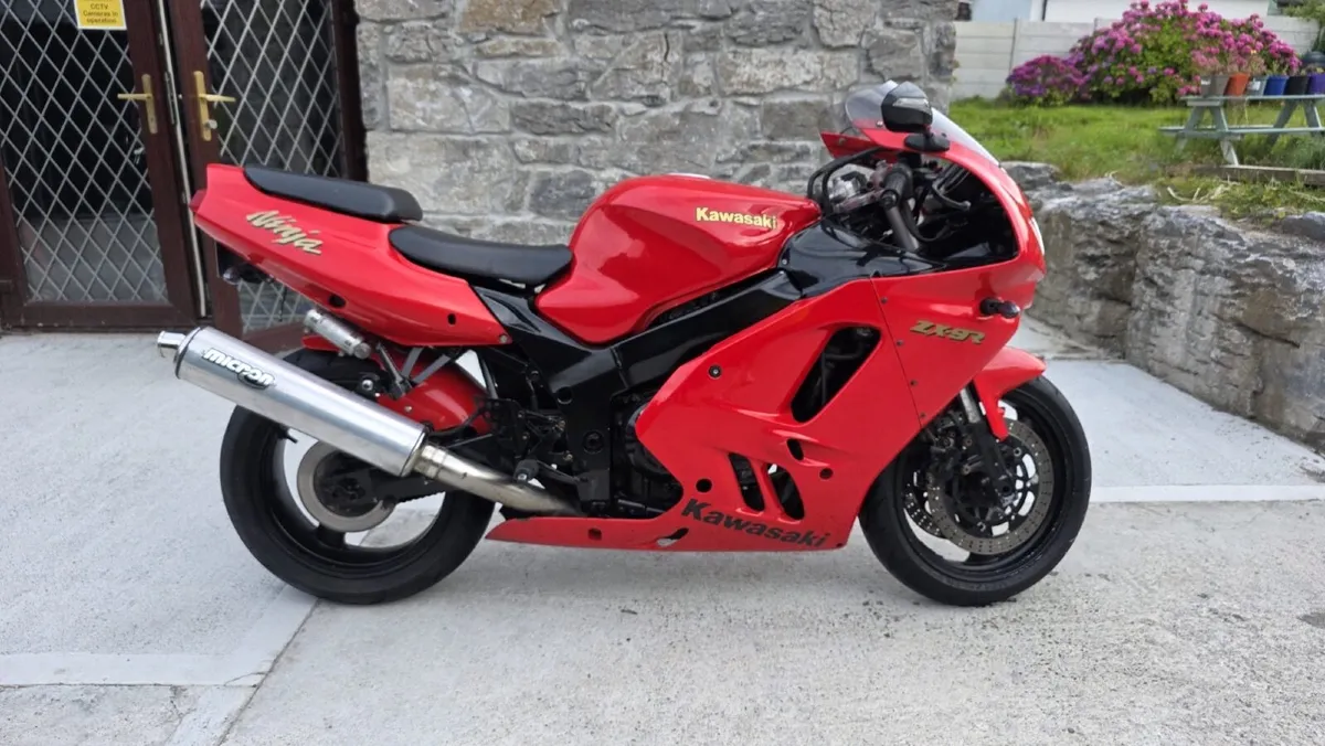 Kawasaki zx9r - Image 1