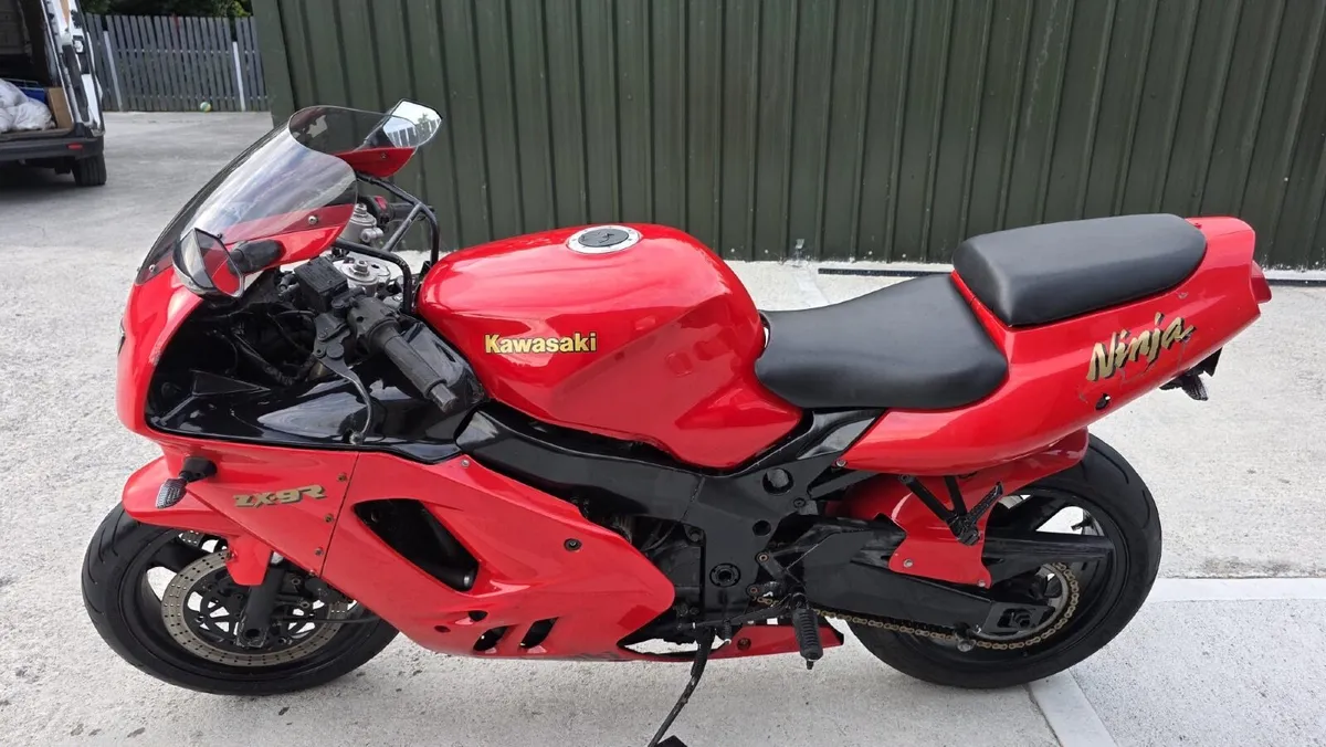 Kawasaki zx9r - Image 4