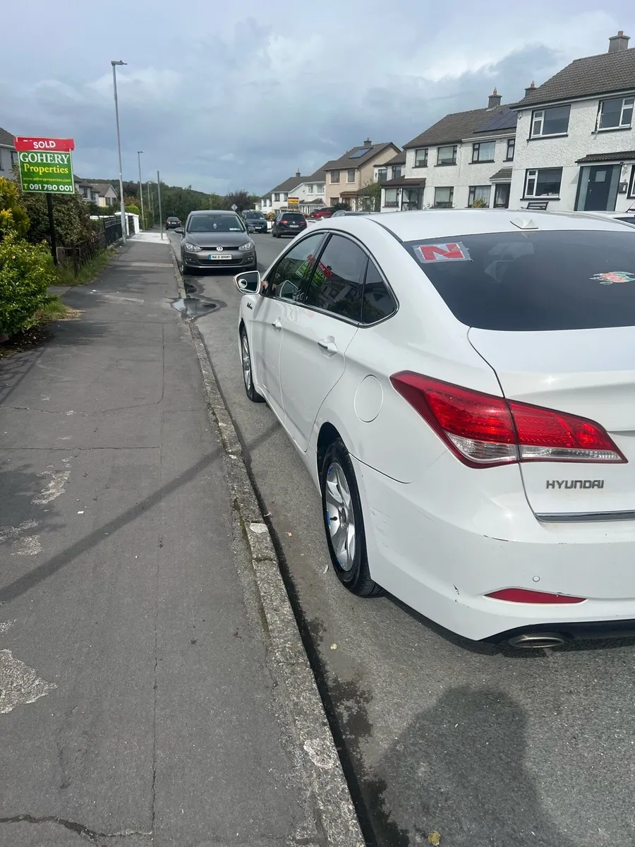 For Sale: Hyundai i40 2014 – Excellent Condition - Image 2