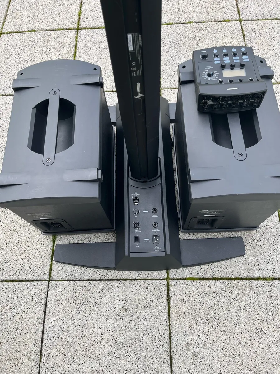 Bose PA system  L1. MODEL 11 system - Image 1