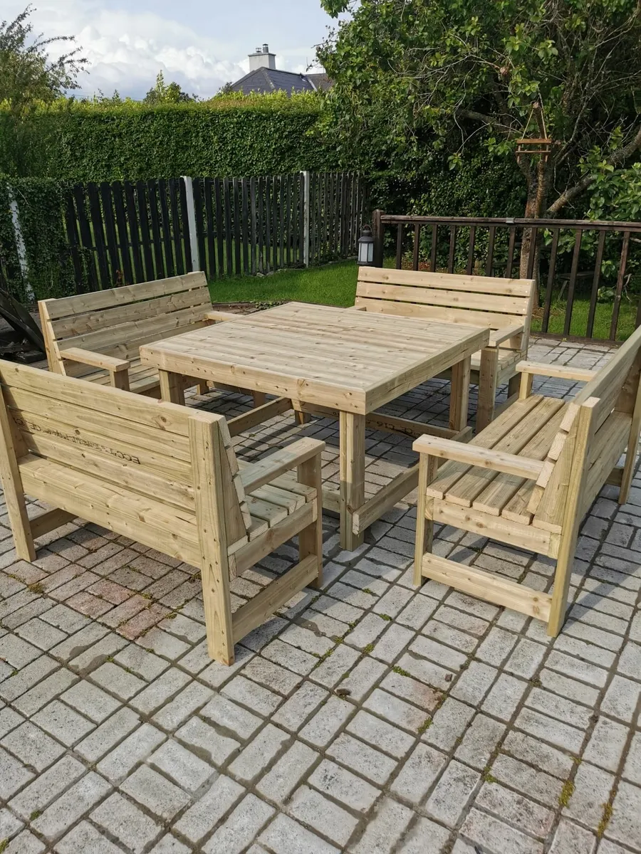 Garden furniture - Image 1