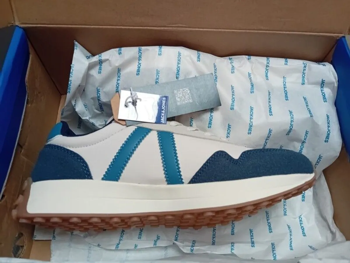 Mens Shoes - Image 1