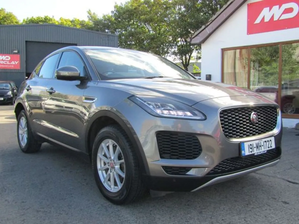 Jaguar E- PACE 19my 2.0 D150ps FWD 5dr. Low Klms. - Image 2