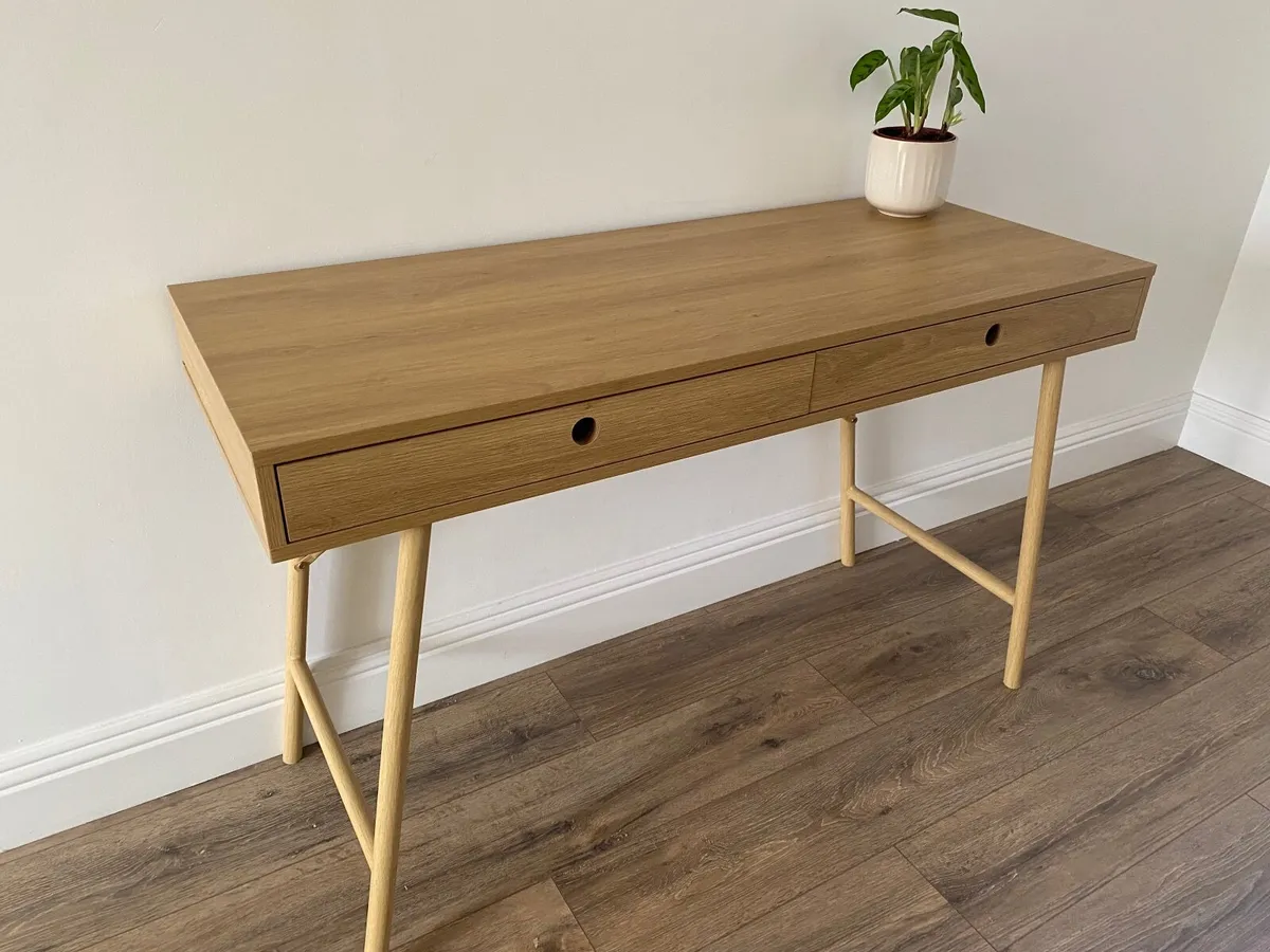 Office desk - Image 2