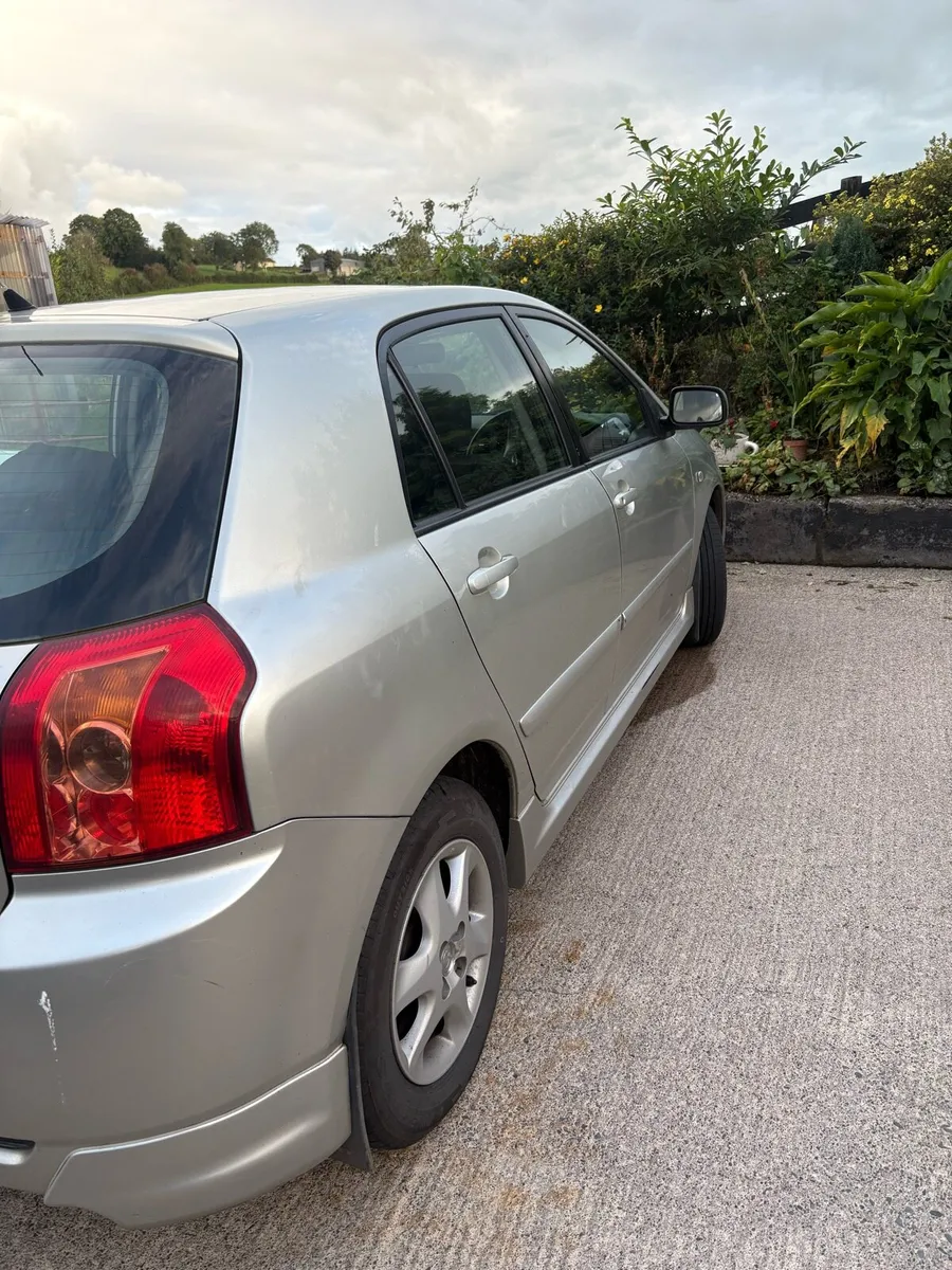 Toyota Corolla - Image 3