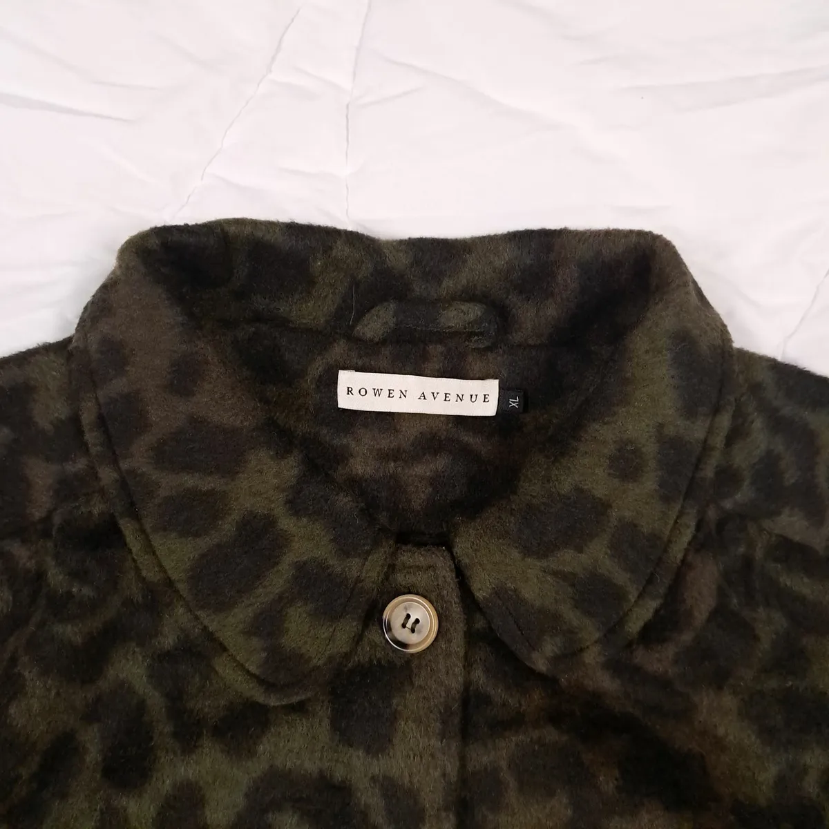 Rowen Avenue Olive Green Leopard Print Jacket XL - Image 2