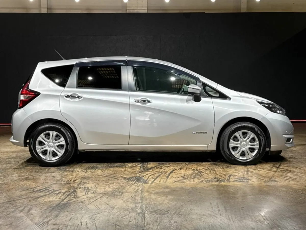 Nissan Note 1.2 AUTOMATIC - HEATING CONTROLS / AC - Image 3