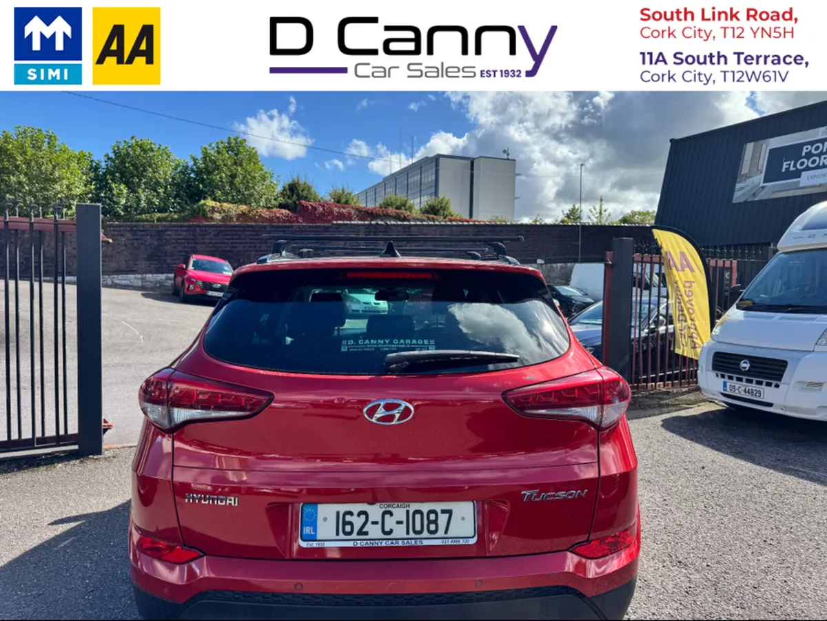 Hyundai Tucson PREMIUM 5DR - Image 3