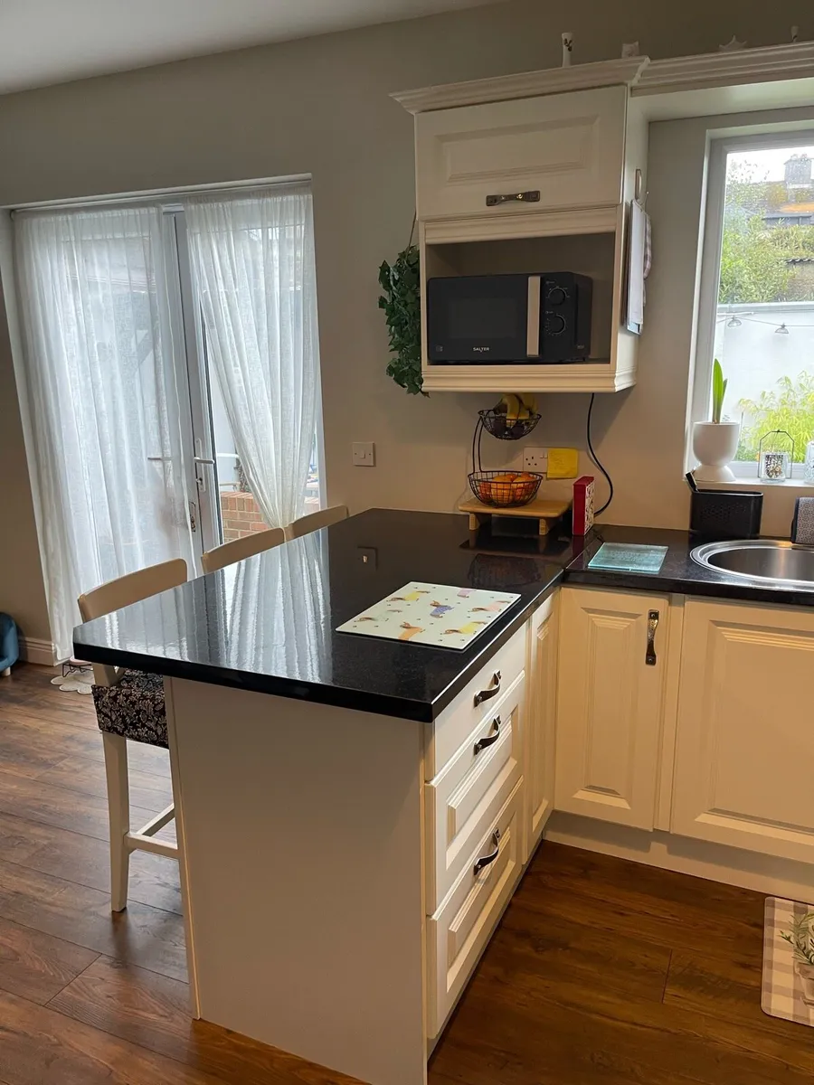 Kitchen - Image 3