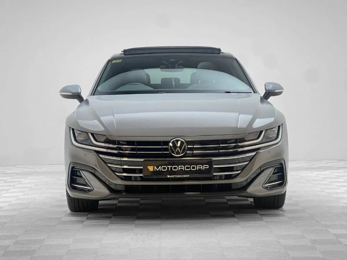 Volkswagen Arteon R LINE 1.4 TSI DSG *PAN ROOF* - Image 2