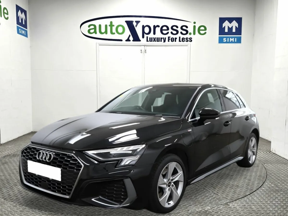 Audi A3 SPORTBACK TFSI E S LINE Automatic - Image 3