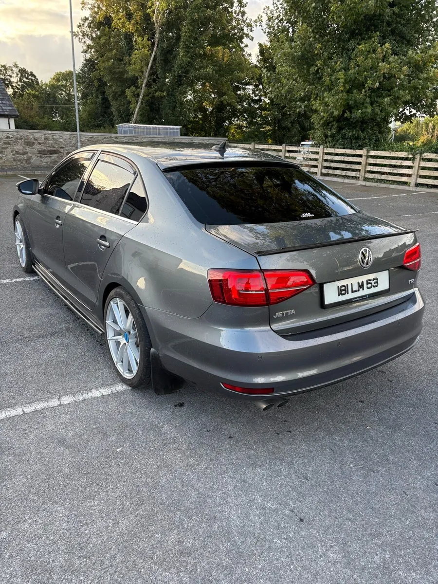 Volkswagen Jetta Highline - Image 1