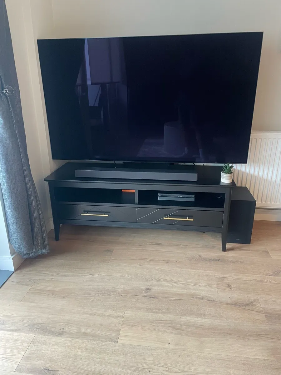 Masion  black TV stand - Image 1
