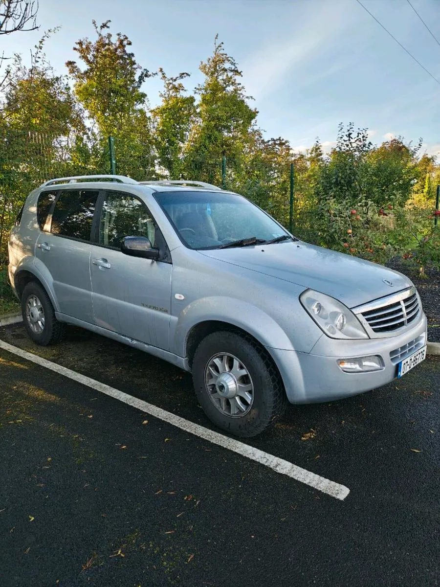 Jeep 4x4 2.7TD - Image 3