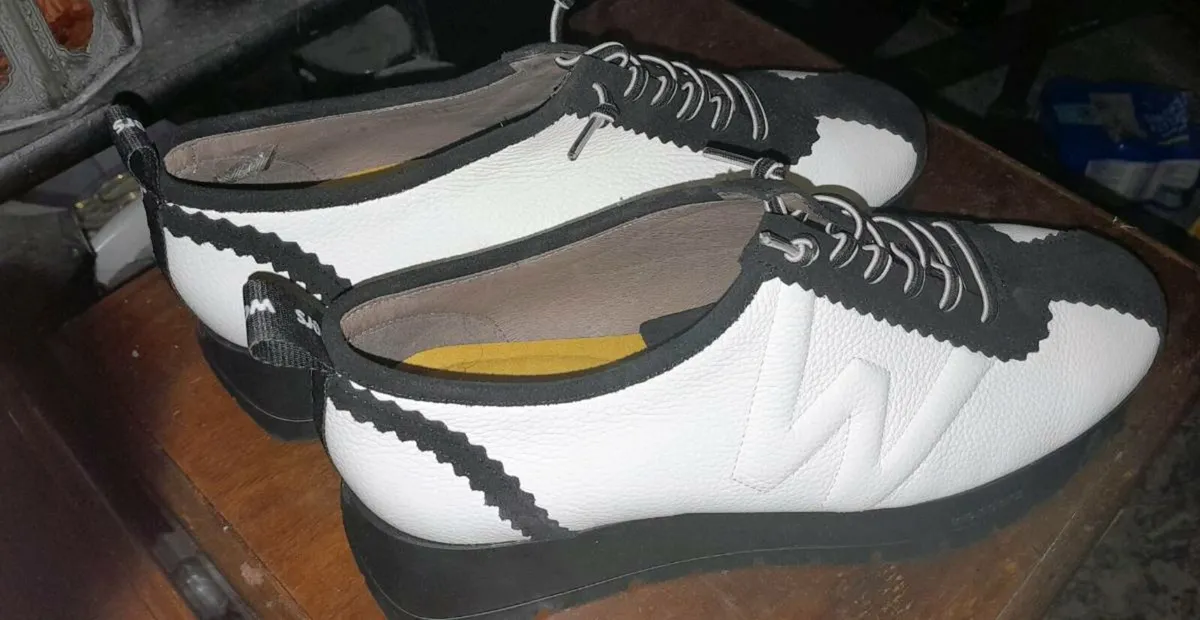WONDERS shoes - Image 2