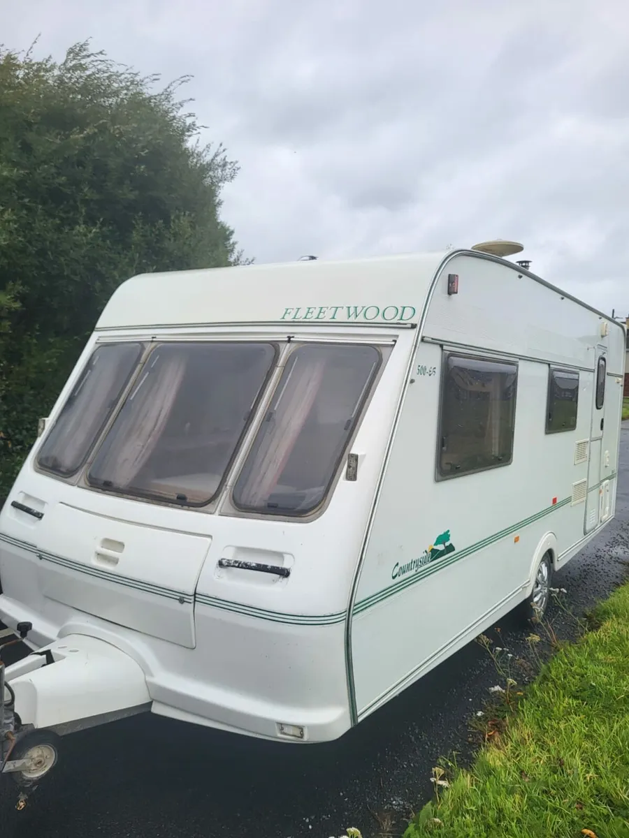 Fleetwood countryside - Image 1