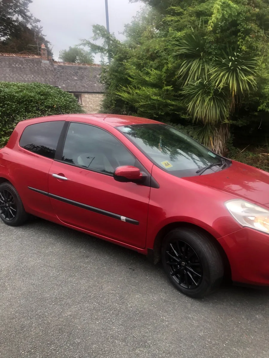 Renault Clio 2 owners - Image 1