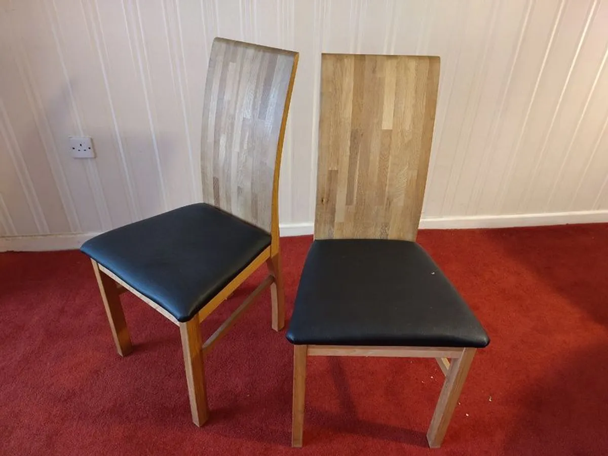 4 chairs for sale - Image 1