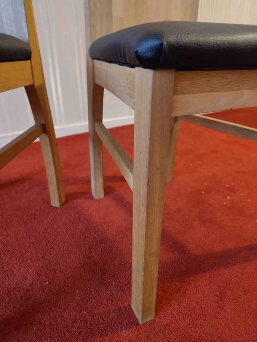 4 chairs for sale - Image 3