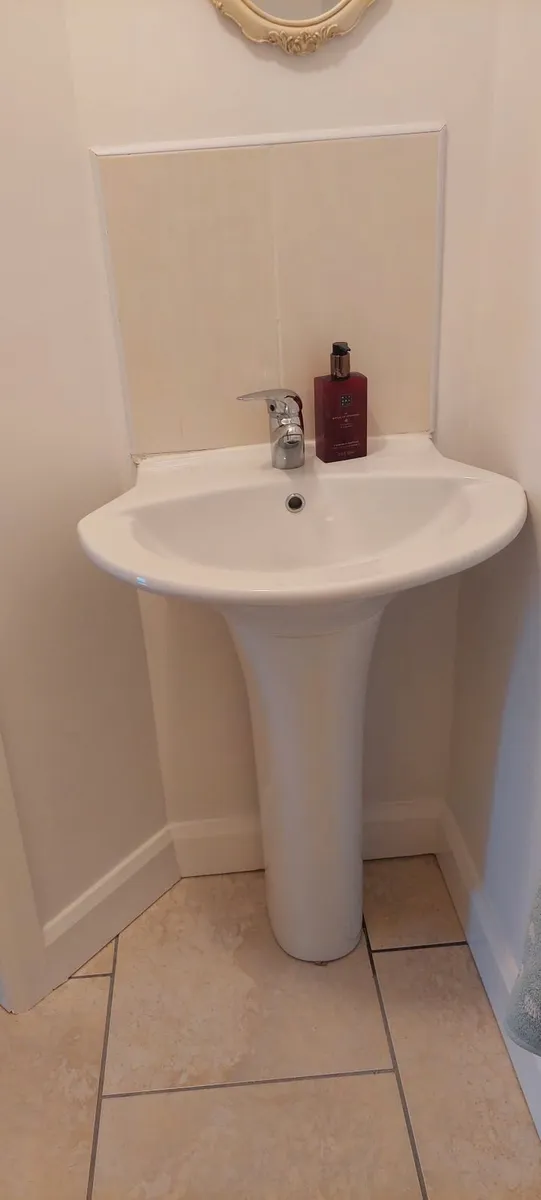 Hand basin - Image 2