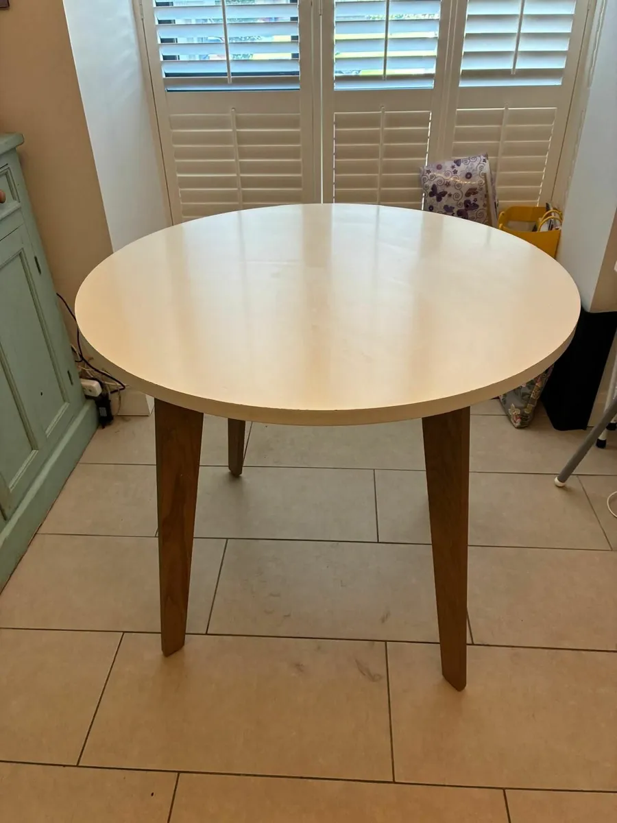 Kitchen Table