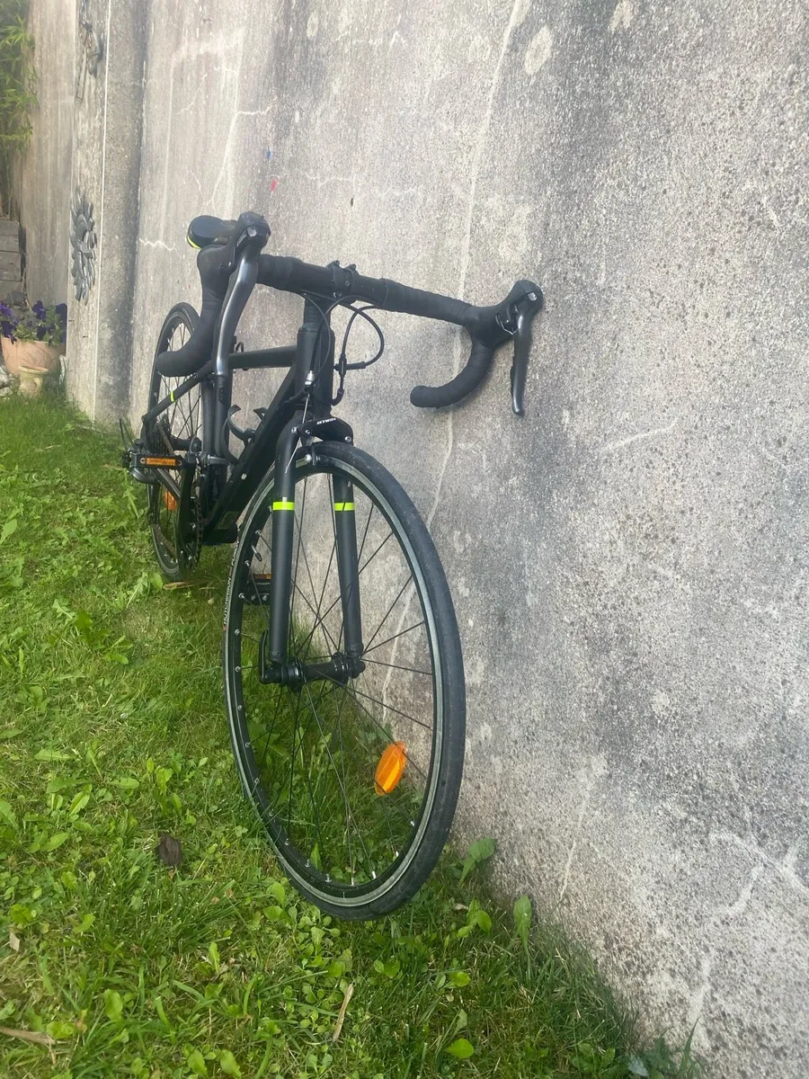Triban RC500 Racing Bike 26inch price negotiable - Image 3