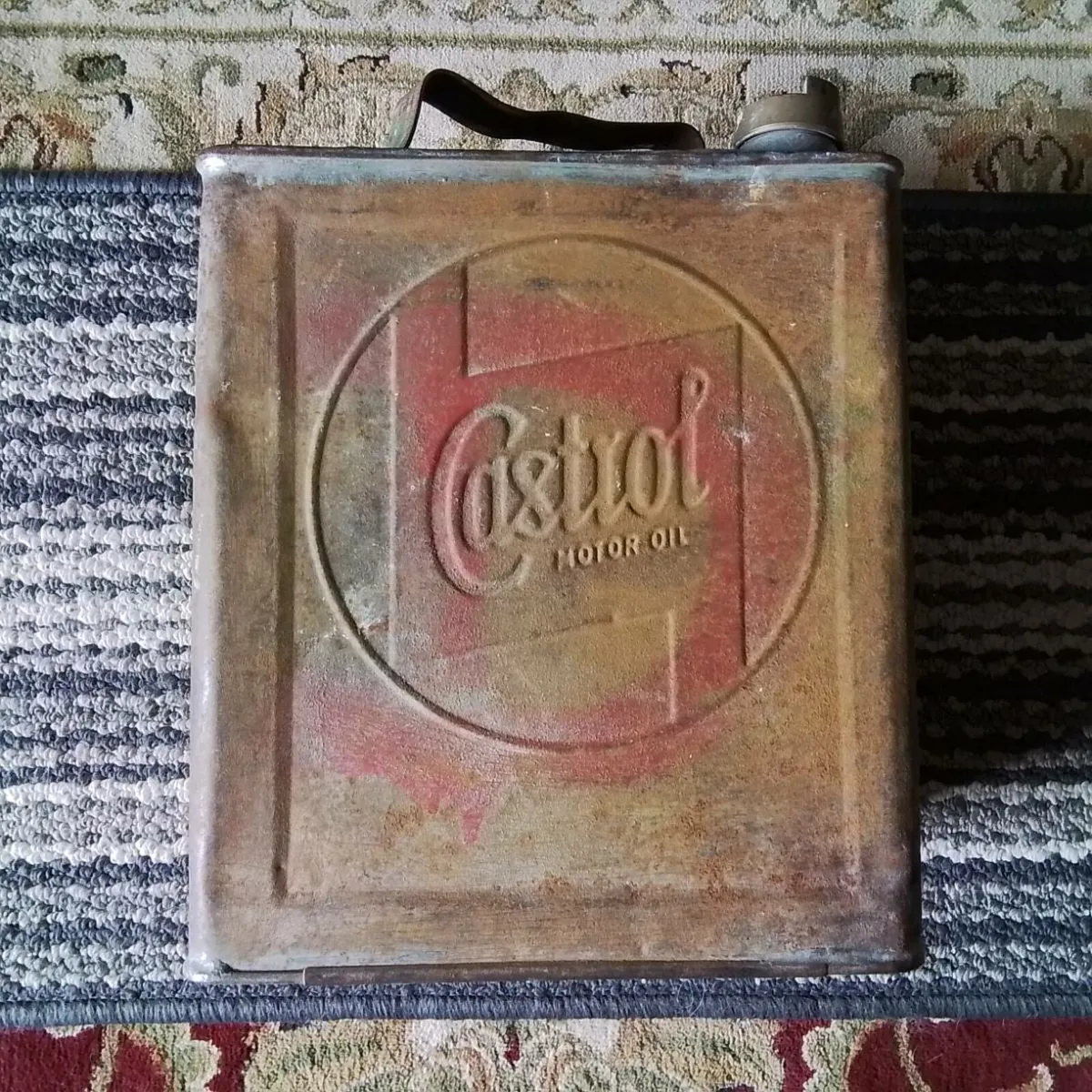 ANTIQUE AND COLLECTABLES - Image 2
