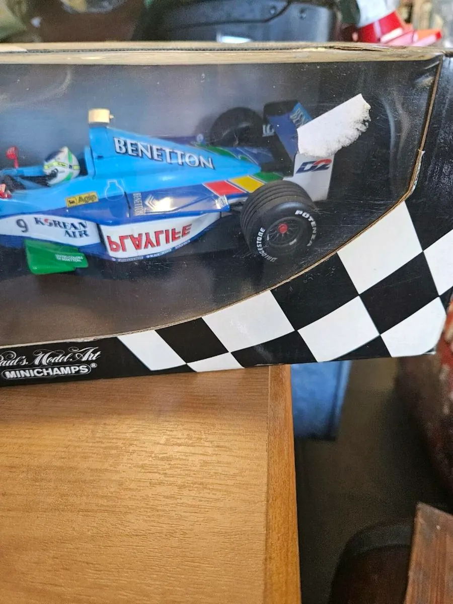Corgi Minichamps Benetton Formula 1 1.18 - Image 4