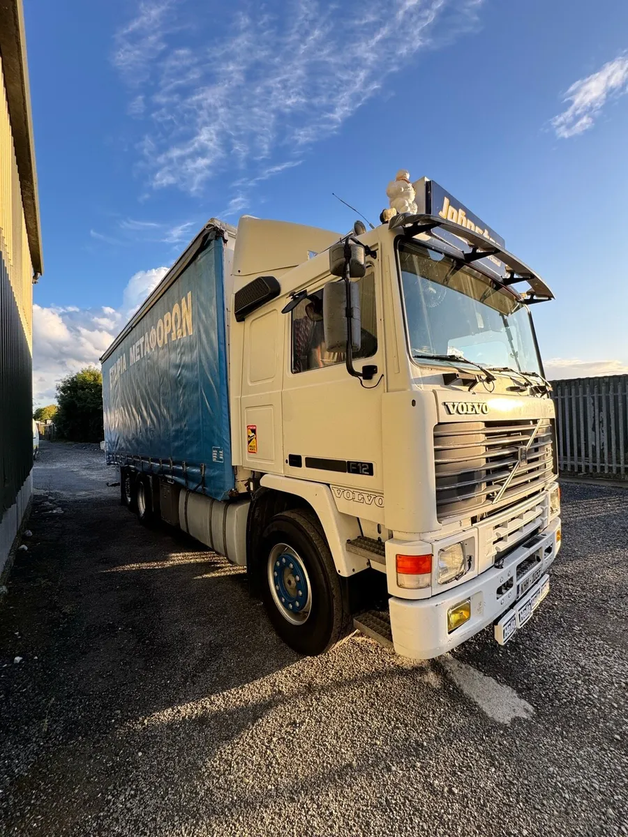 Volvo F12 - Image 2