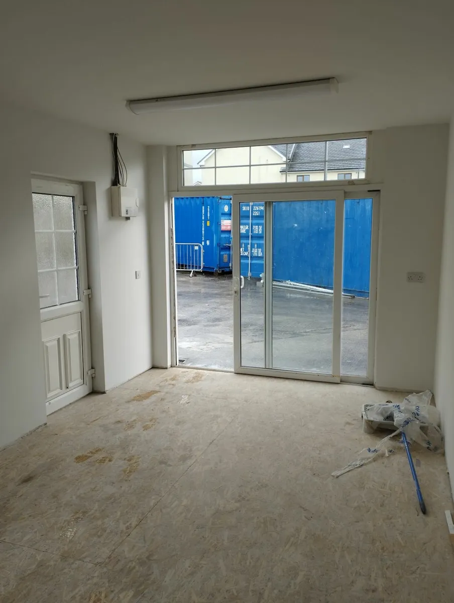Studio/Work shop/office - Image 2