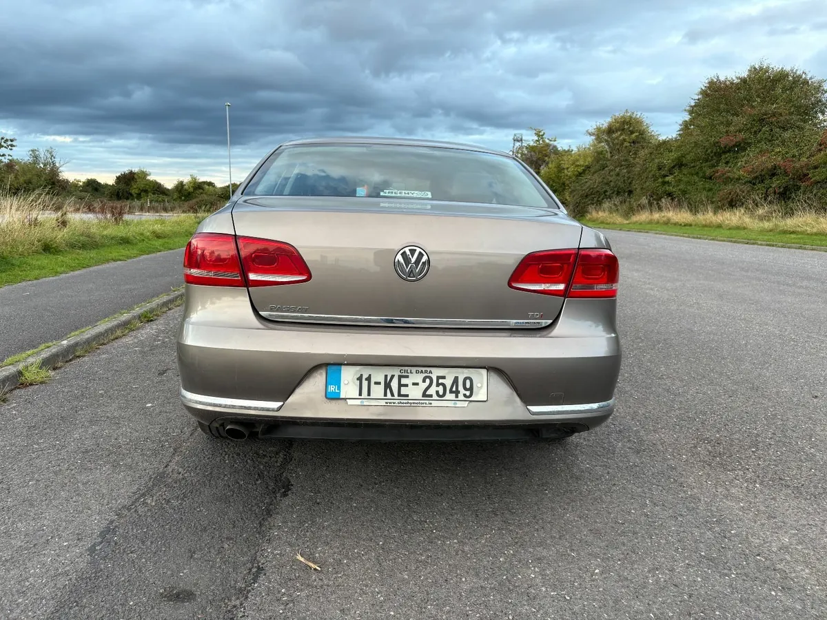 Volkswagen Passat 1.6 2011 with NCT - Image 4