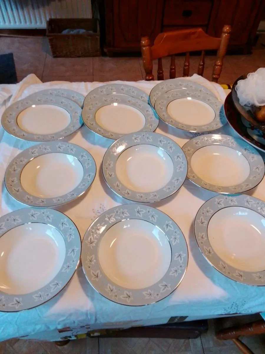 Arklow pottery - Image 1