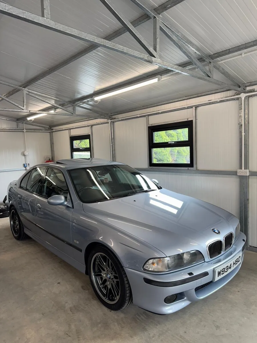 BMW e39 m5 v8 - Image 1