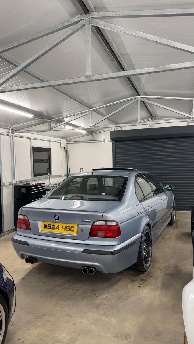BMW e39 m5 v8 - Image 2