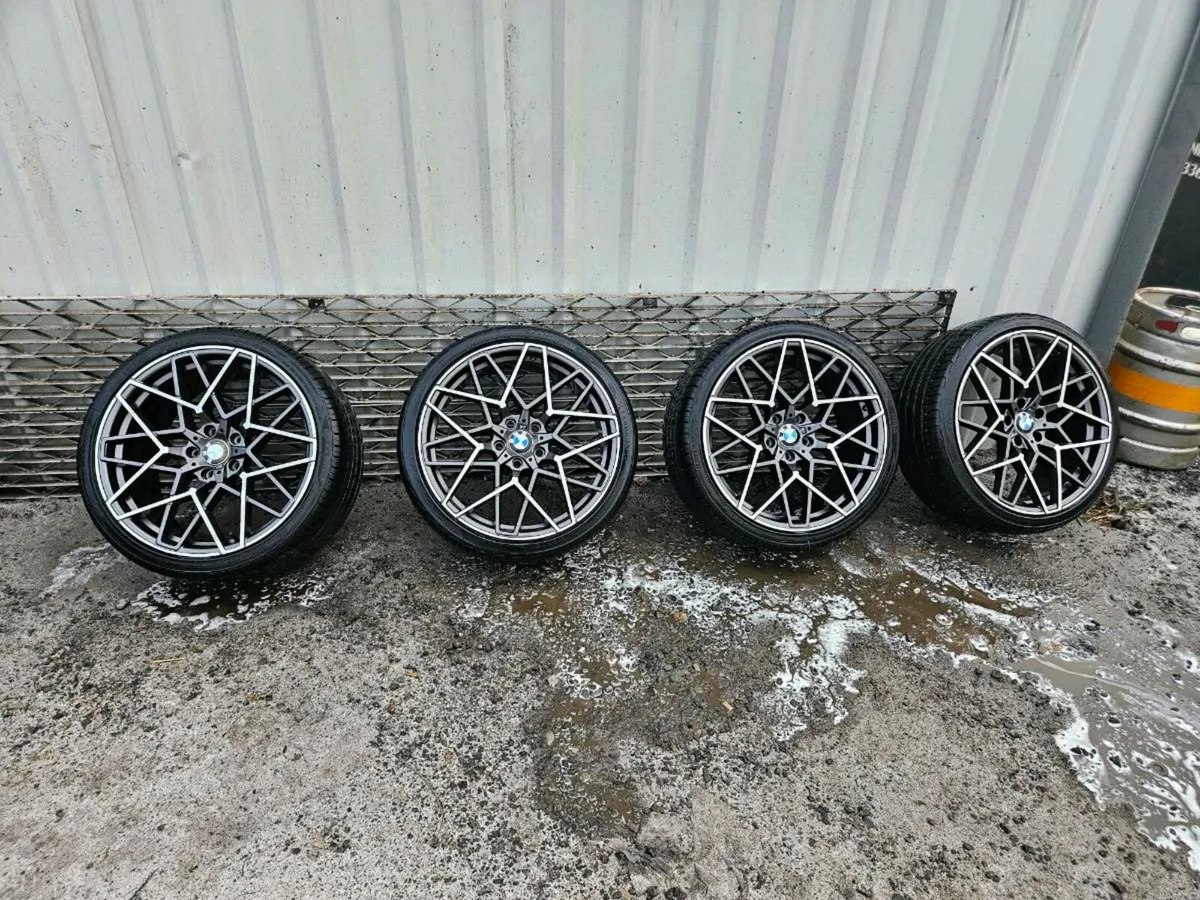 Bmw alloys - Image 1