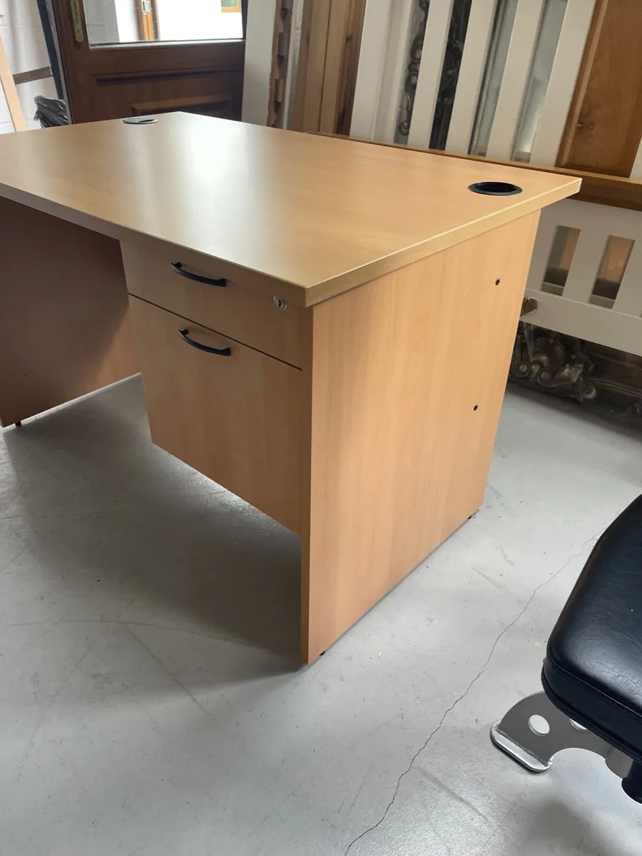 Desk - Image 2