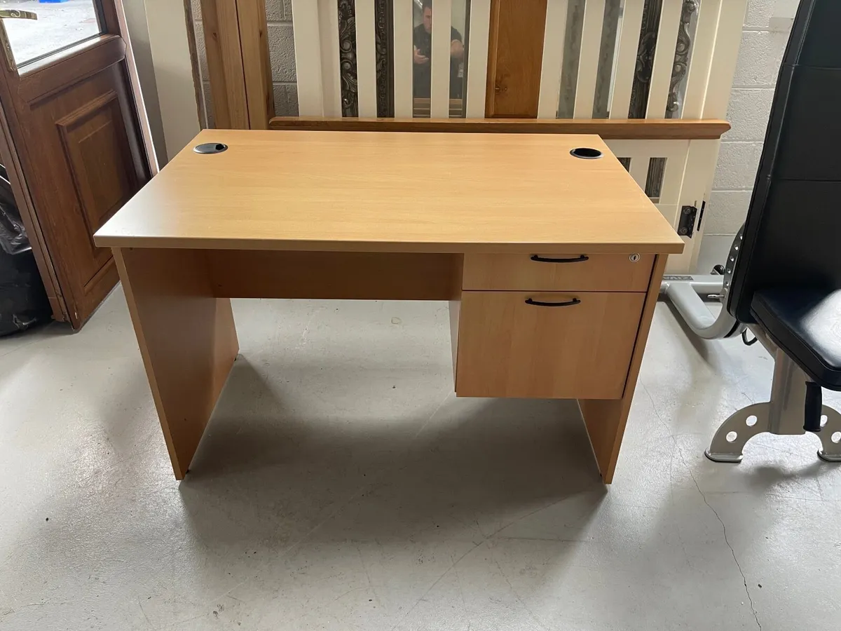 Desk - Image 3